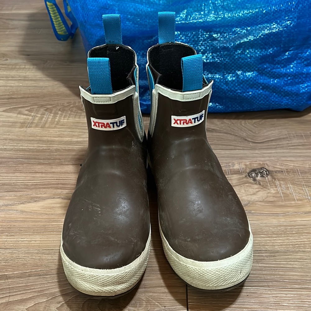 Salmon Sister XtraTuf Boots